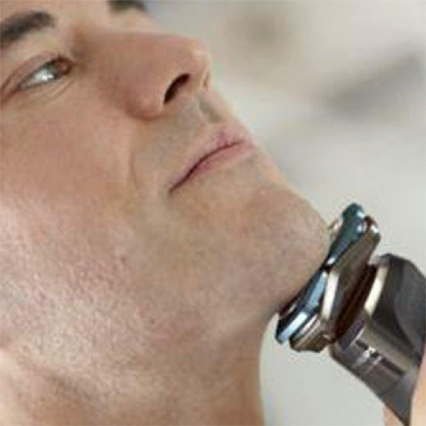 Philips Shaver Series 7000 Wet and Dry Electric Shaver with Steel Precision Blad