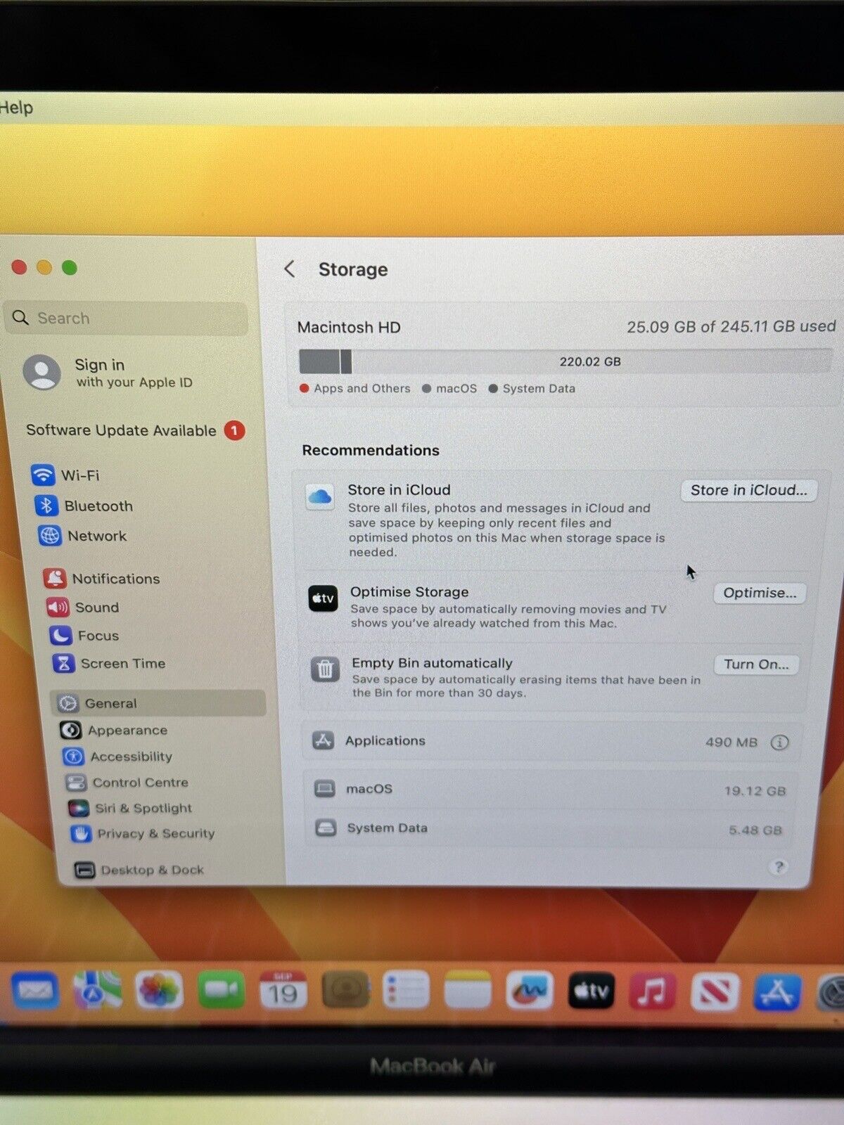 Apple MacBook Air 13in (256GB SSD, M1, 8GB) Laptop - Silver - MGN93B/A...