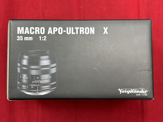Voigtlander 35mm F2.0 X-Mount Macro Apo-Ultron