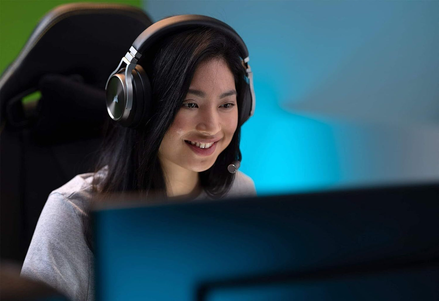 Corsair Virtuoso RGB Black Over Head Gaming Headset
