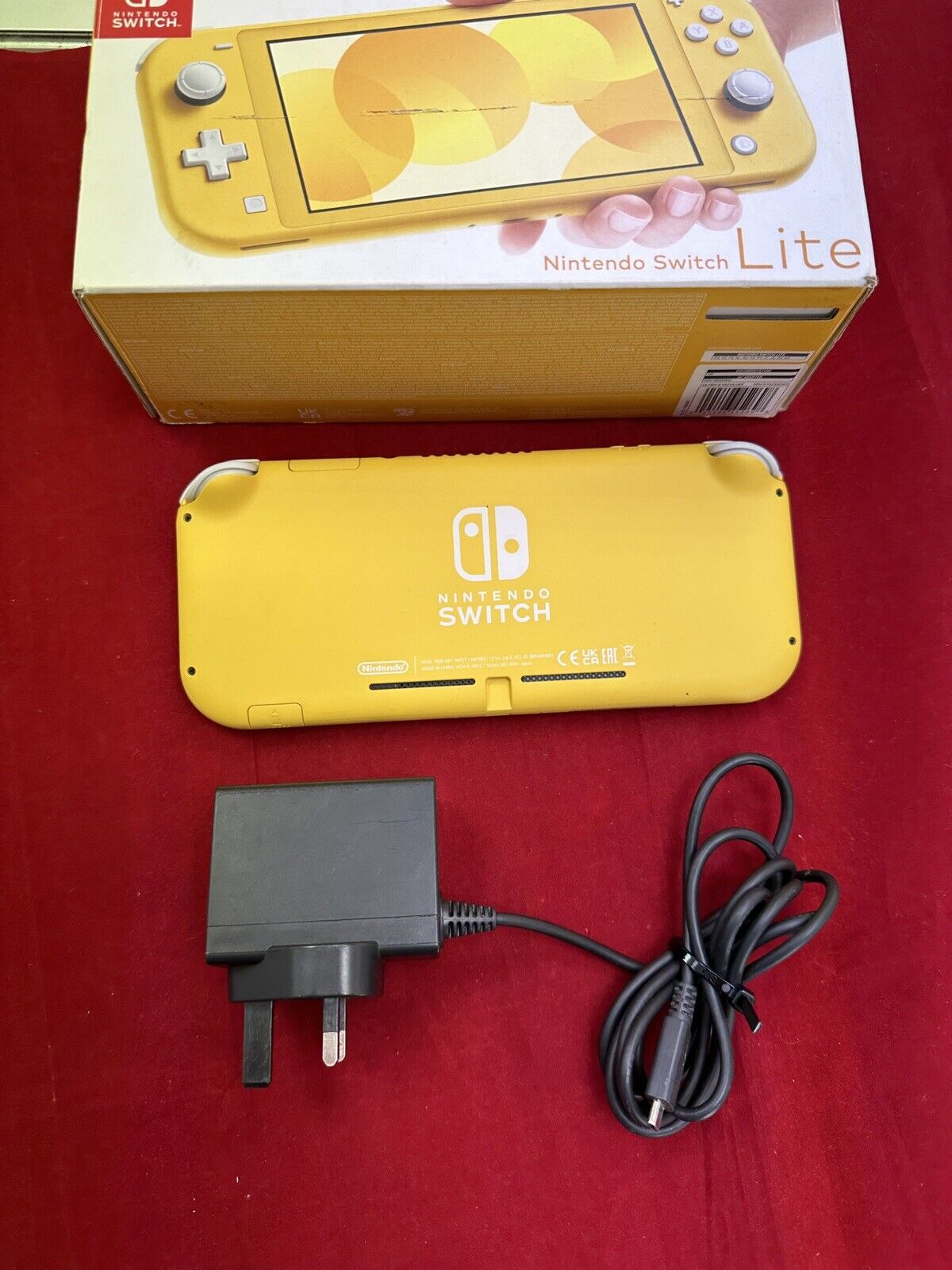 Nintendo Switch Lite Yellow Console