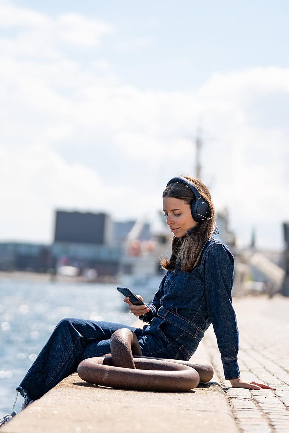 Sony WH-1000XM4 Noise Cancelling Wireless Headphones - Midnight Blue