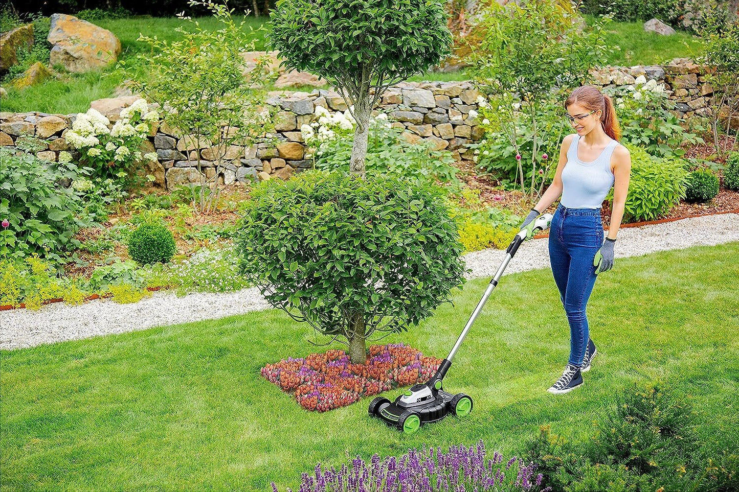 Gtech SLM50 Small Lawnmower | Cordless Electric Lightweight Grab and Go 30 min