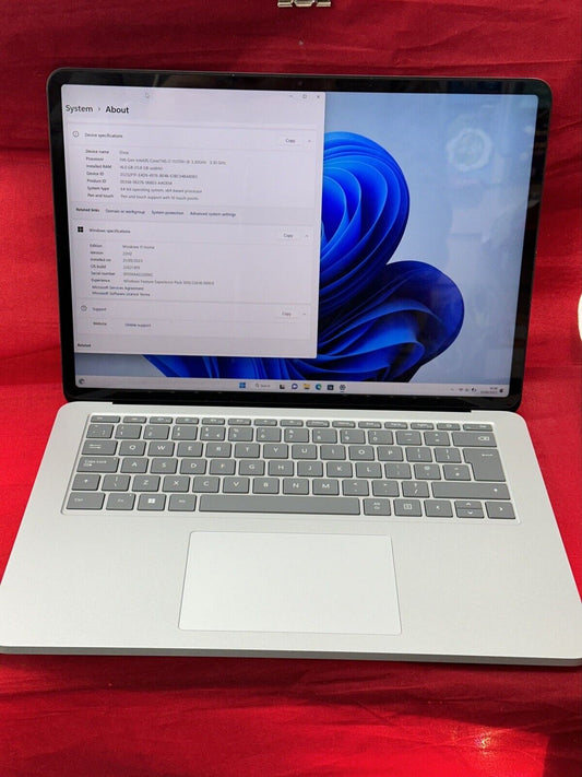 Microsoft Surface Laptop Studio 14.4" (512GB SSD, Intel Core i7-11370H 16GB Ram