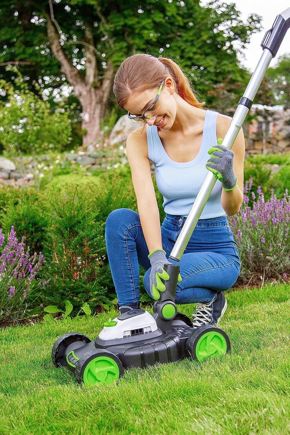 Gtech SLM50 Small Lawnmower | Cordless Electric Lightweight Grab and Go 30 min