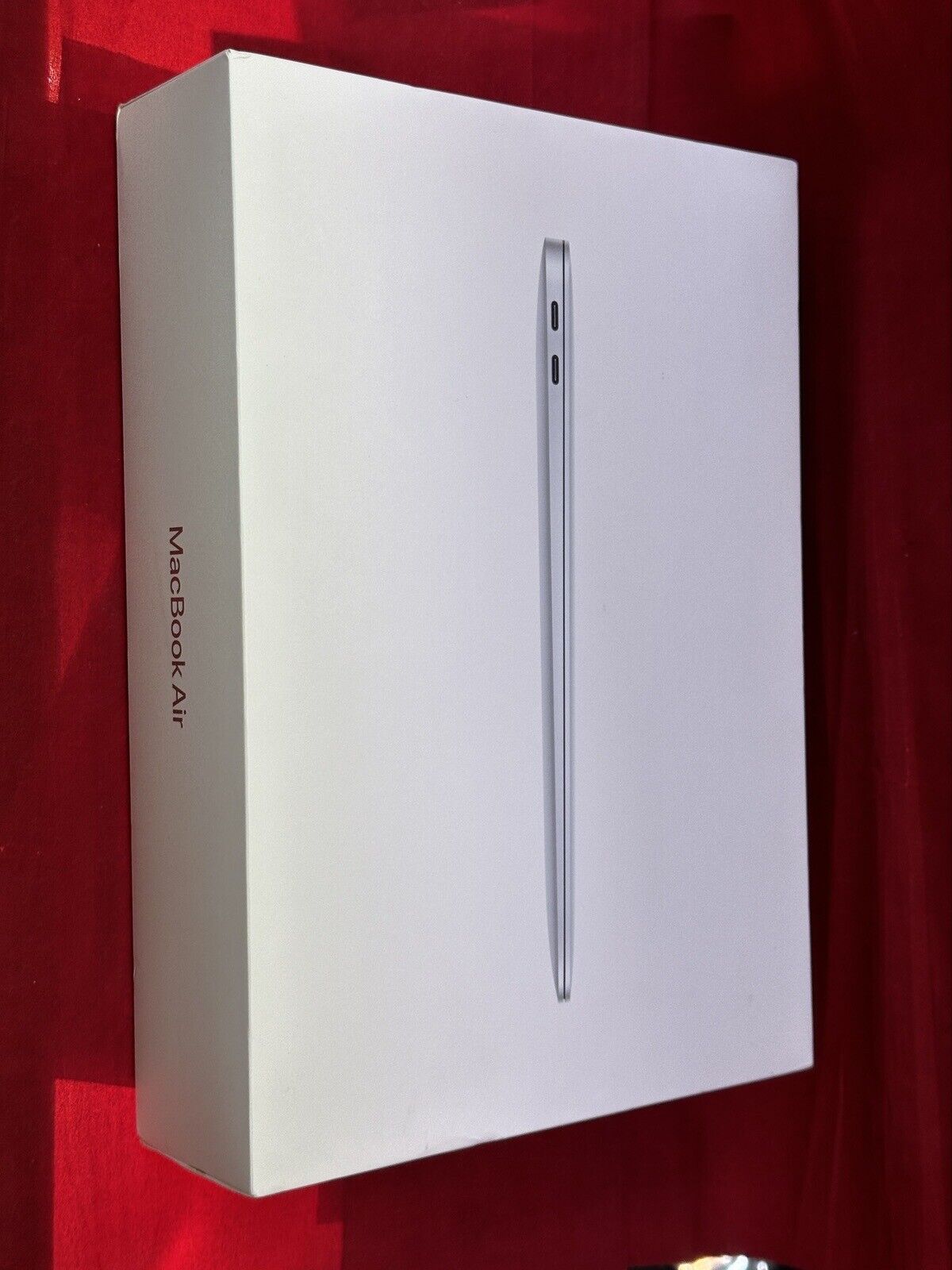 Apple MacBook Air 13in (256GB SSD, M1, 8GB) Laptop - Silver - MGN93B/A...