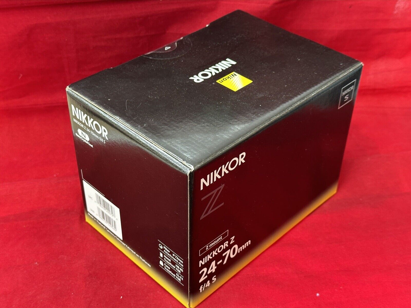 Nikon NIKKOR Z 24-70 mm f/4 S Mirrorless Camera Lens JMA704DA